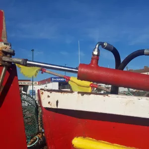 Ayudando a dirigir el rediseño de un cilindro